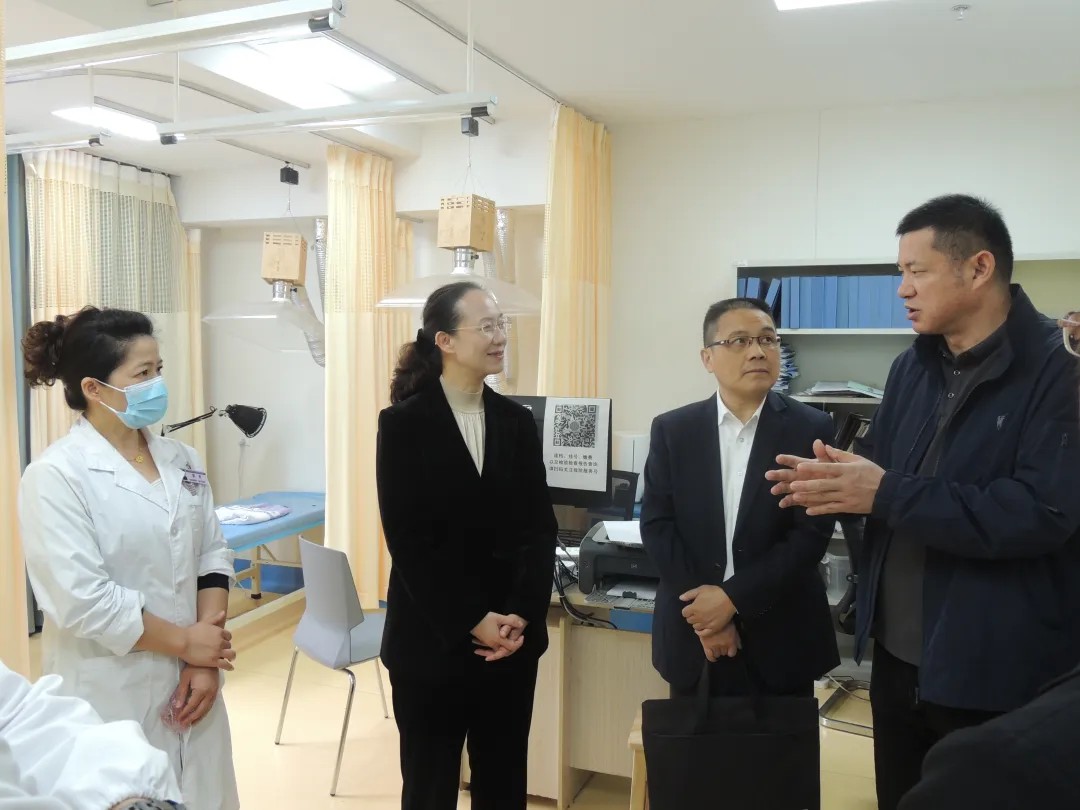 爱爱视频
党组书记、局长王艳君调研省中西医结合医院