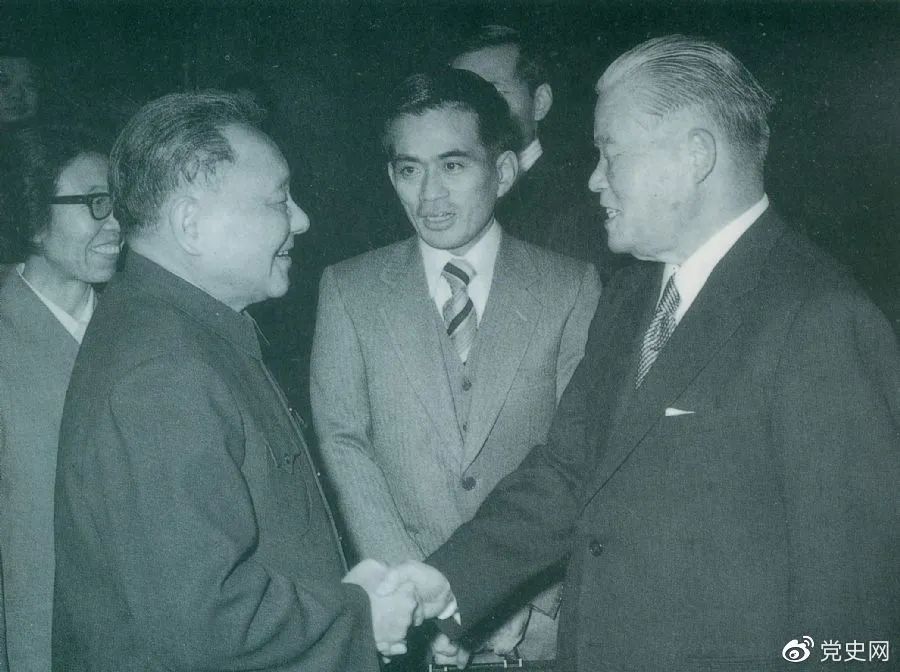 党史百年天天读 ·12月6日