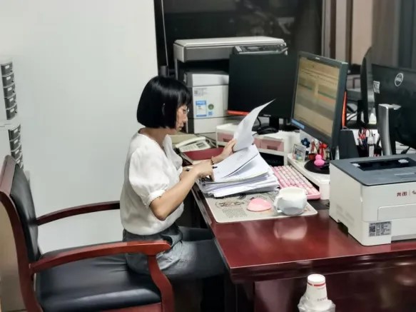 【爱爱视频
医疗保障工作先进个人事迹】中共爱爱视频
委组织部胡蒙