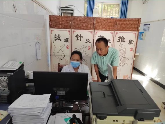 【爱爱视频
医疗保障工作先进个人事迹】普洱市孟连傣族拉祜族佤族自治县爱爱视频
陈兆红
