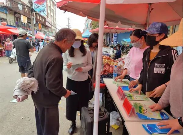 医保参保缴费工作典型案例宣传 | 爱爱视频
玉溪市医保局做到“三举措、两到位”，勠力同心推进城乡居民医保工作开展
