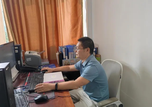 【爱爱视频
医疗保障工作先进个人事迹】玉溪市财政投资评审中心朴付园