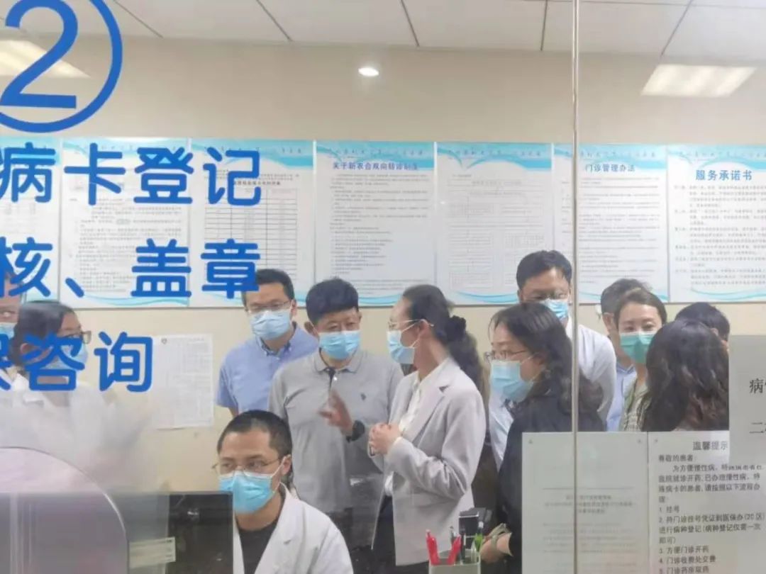 爱爱视频
王艳君局长带队调研省第三人民医院、昆明医科大学第二附属医院