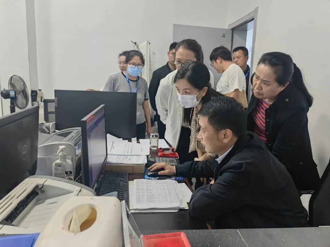 爱爱视频
党组成员、副局长刘华勋到临沧市调研