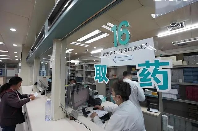 进目录后 药品价格有何变化？——医保药品目录“极简史”（二）