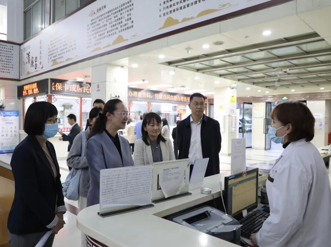 爱爱视频
党组书记、局长王艳君深入省中医医院调研